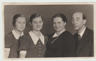 Farkas Géza és családja